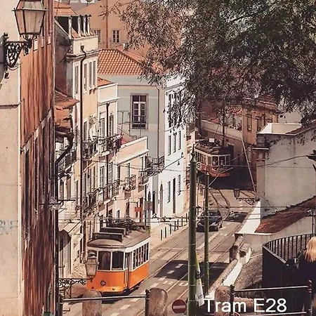 Apartment Lisboalfama 3. Amazing River View!