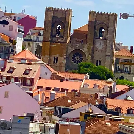 Appartement Lisboalfama 3. Amazing River View!